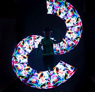LED 4